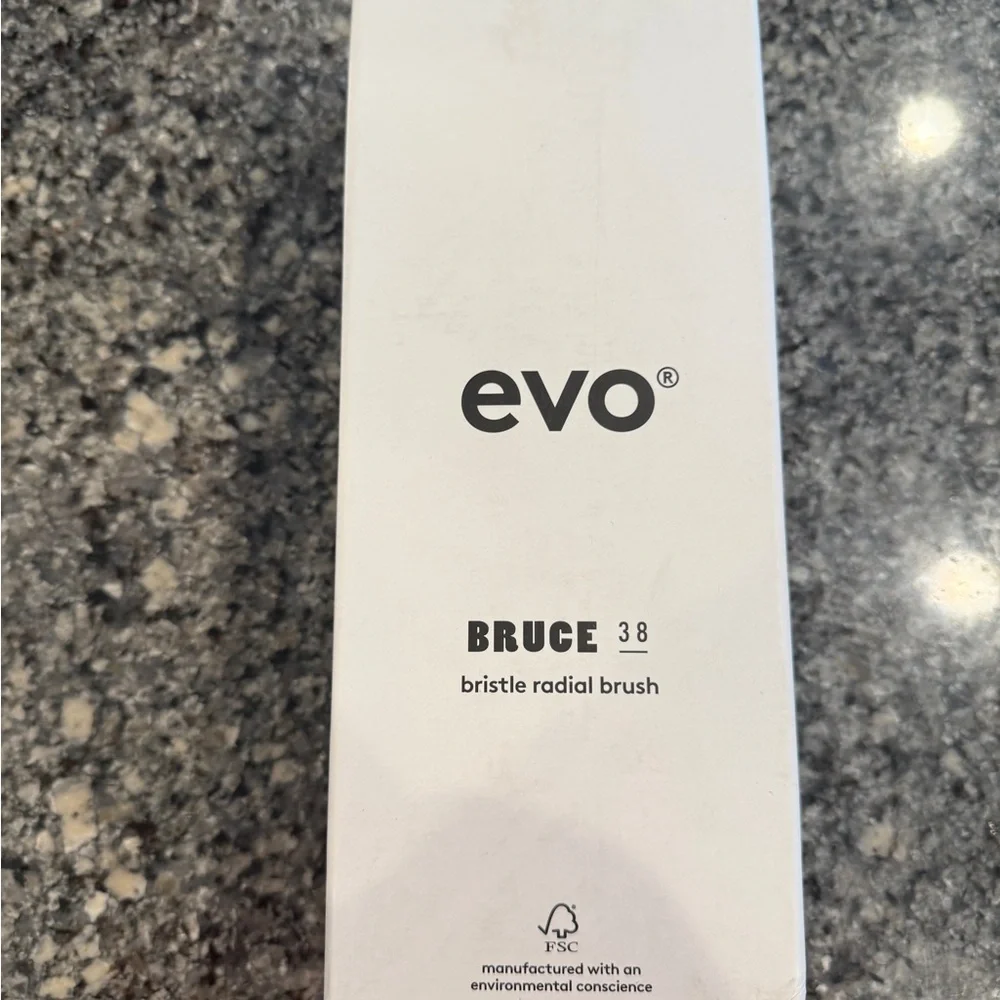 Evo BRUCE 38‎ Hair Brush